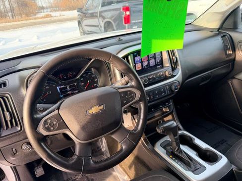 Used 2017 Chevrolet Colorado LT w/ LT Convenience Package image 14