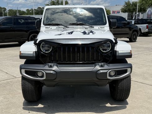 Used 2020 Jeep Wrangler Unlimited Sahara AWD/4WD image 10
