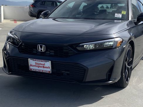 Used 2025 Honda Civic Sport image 7
