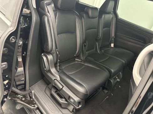 Used 2024 Honda Odyssey EX-L image 11