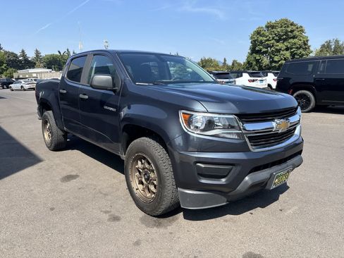 Used 2019 Chevrolet Colorado W/T w/ WT Convenience Package RWD image 6