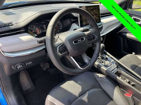 Used 2023 Jeep Compass Limited AWD/4WD image 8