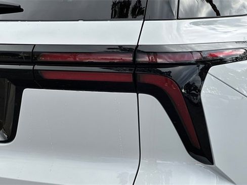 New 2026 Chevrolet Traverse LT image 38