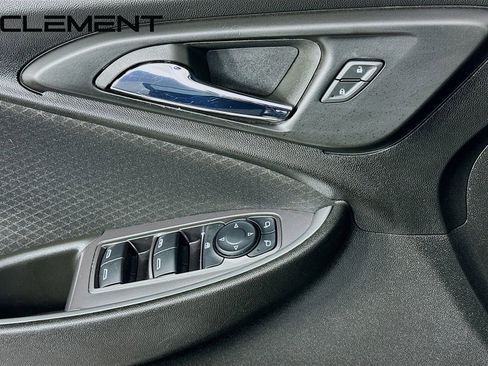 Used 2023 Chevrolet Malibu LT FWD image 25