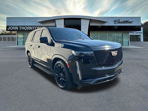 Used 2024 Cadillac Escalade Sport w/ Touring Package AWD/4WD image 3