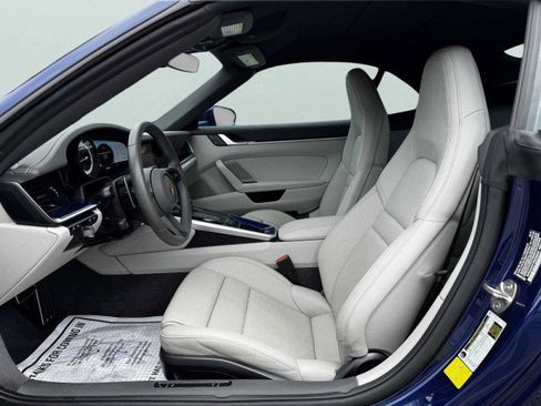 Used 2024 Porsche 911 Carrera image 15