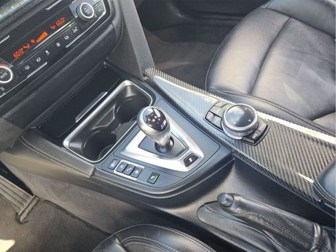 Used 2015 BMW M4 Coupe RWD image 18