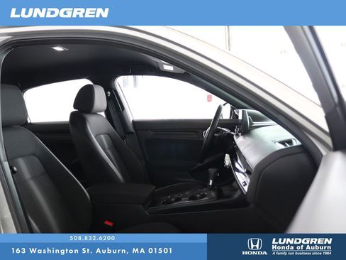 Used 2025 Honda Civic Sport image 15