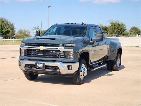 New 2026 Chevrolet Silverado 3500 LT w/ Texas Edition image 3