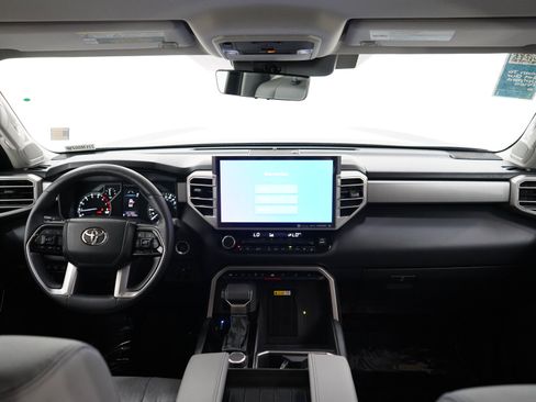 Used 2023 Toyota Tundra Limited AWD/4WD image 14