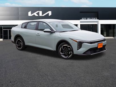 New 2025 Kia K4 EX