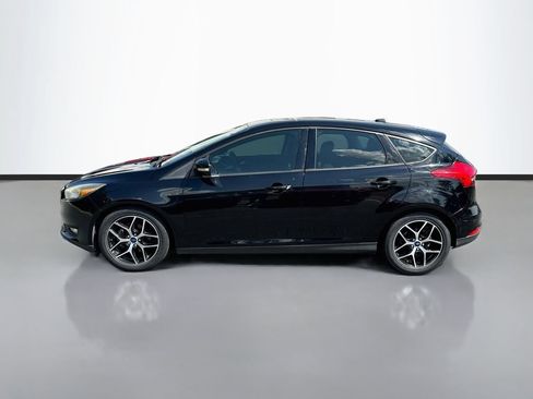 Used 2017 Ford Focus SEL FWD image 4