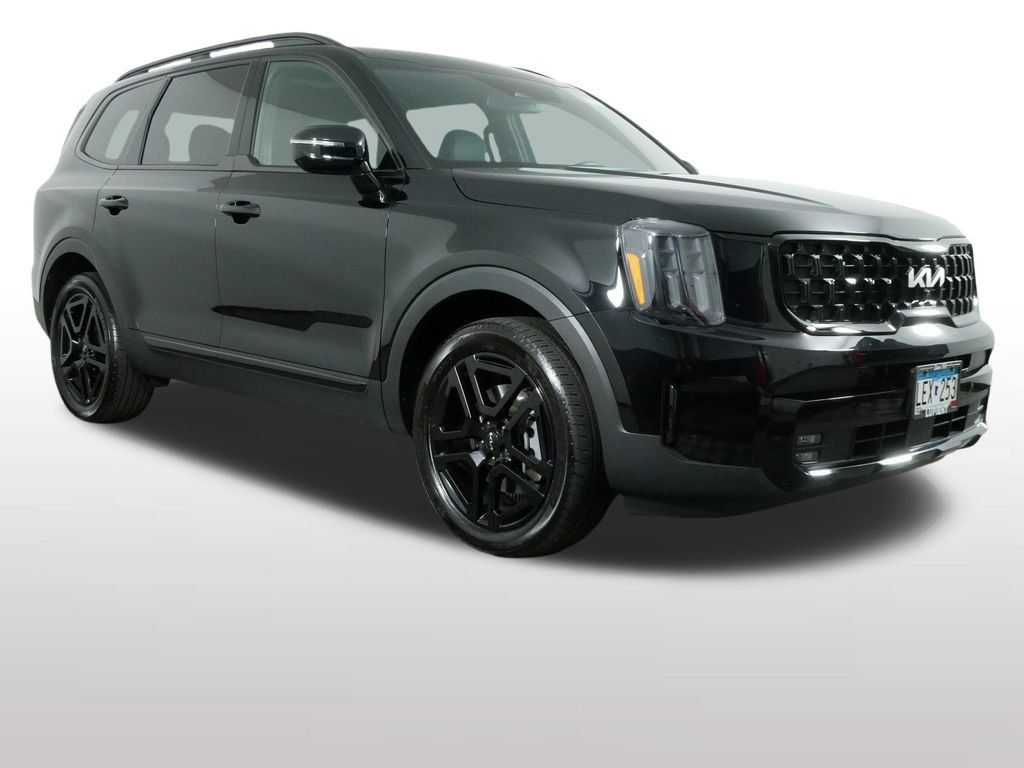 Used 2024 Kia Telluride SX X-Line AWD/4WD image 3