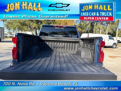 Used 2024 Chevrolet Silverado 1500 High Country w/ High Country Premium Package image 10