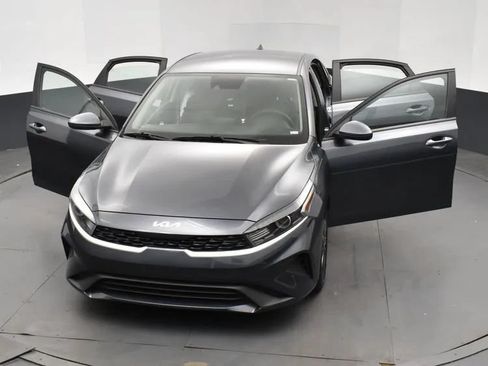 Used 2024 Kia Forte LXS FWD image 10