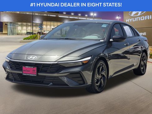 Certified 2026 Hyundai Elantra Sport FWD image 2