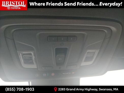 Used 2024 Chevrolet Silverado 1500 High Country w/ Technology Package AWD/4WD image 24
