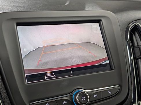 Certified 2022 Chevrolet Equinox RS image 24