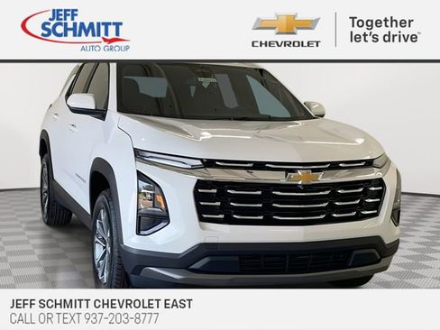 New 2026 Chevrolet Equinox LT w/ Convenience Package II AWD/4WD image 1