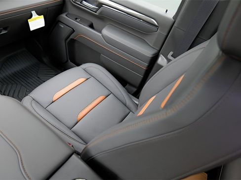 New 2026 GMC Sierra 2500 AT4 w/ AT4 Premium Plus Package image 27