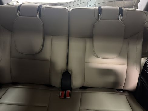 Used 2020 Ford Explorer Limited image 29