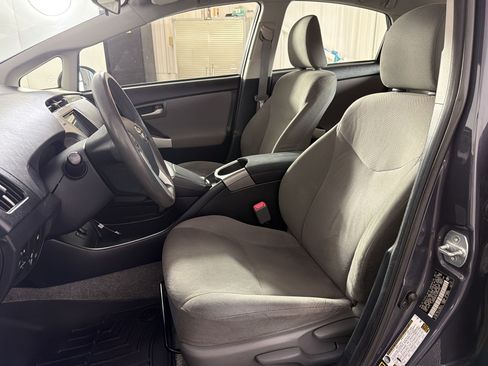 Used 2012 Toyota Prius Prime Plug-In Hybrid FWD image 5