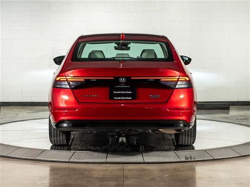 Used 2025 Honda Accord Touring image 10