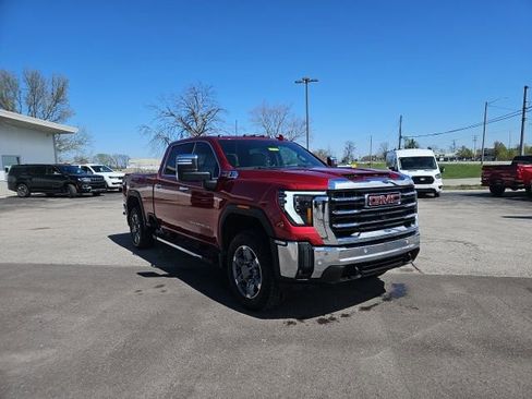 Used 2025 GMC Sierra 2500 SLT w/ SLT Premium Package image 4