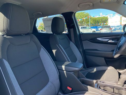 Used 2026 Chevrolet TrailBlazer LS w/ LS Convenience Package image 23