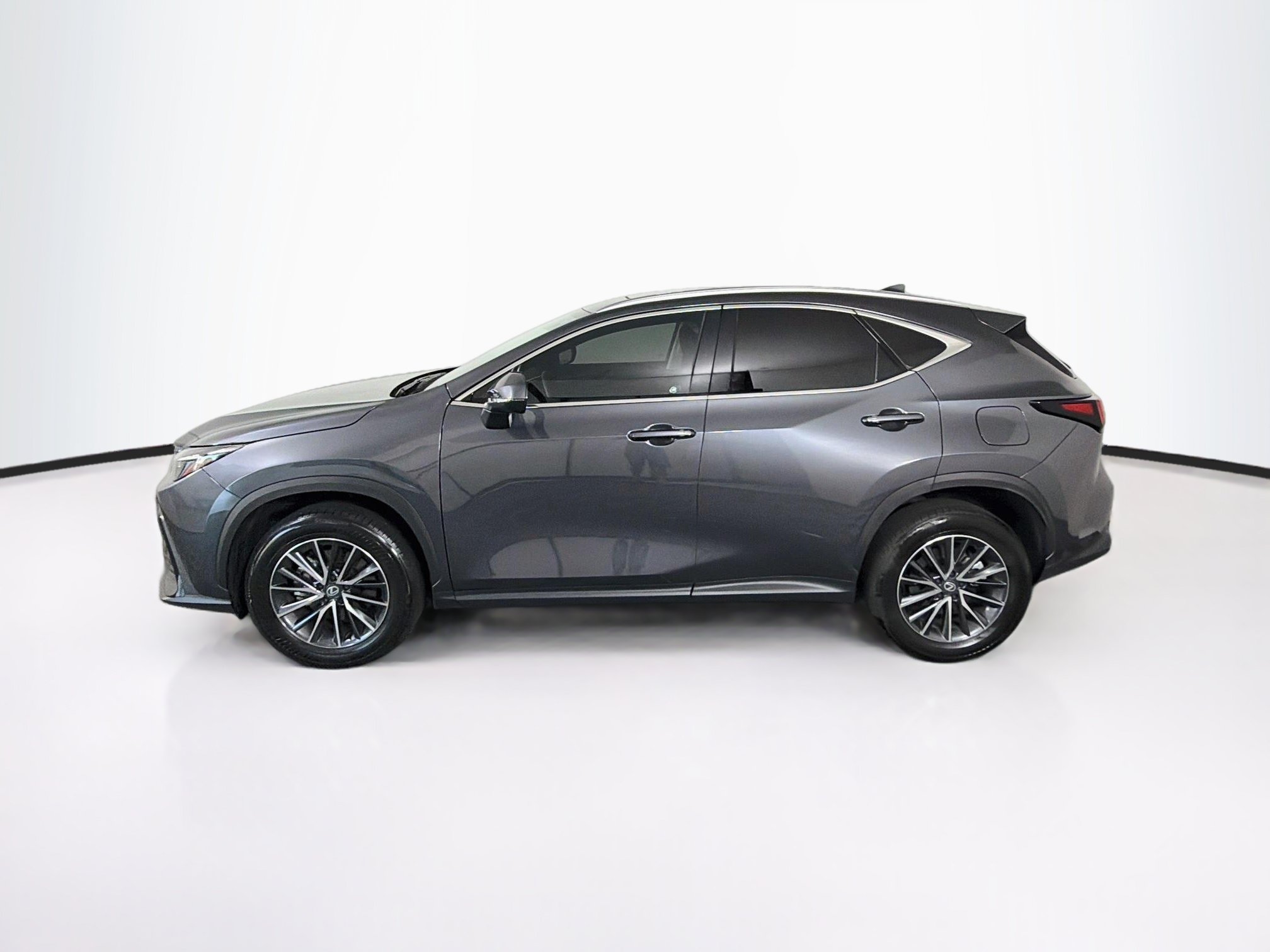 Used 2026 Lexus NX 350 AWD w/ Premium Package image 4
