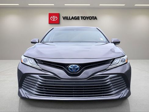 Certified 2020 Toyota Camry XLE image 8