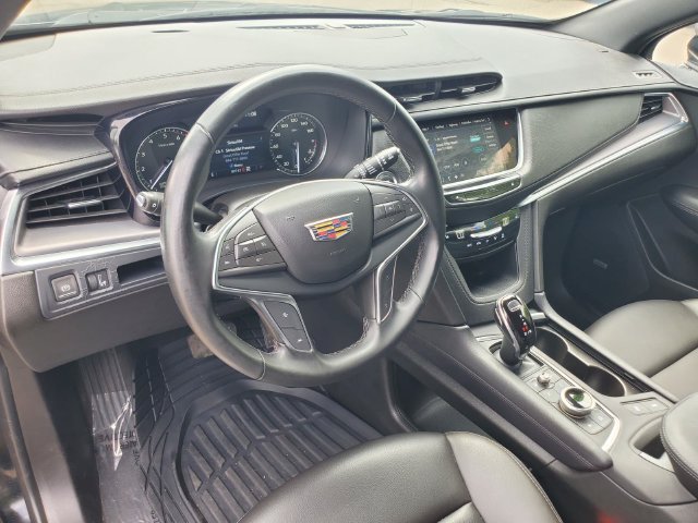 Used 2024 Cadillac XT5 Luxury AWD/4WD image 17