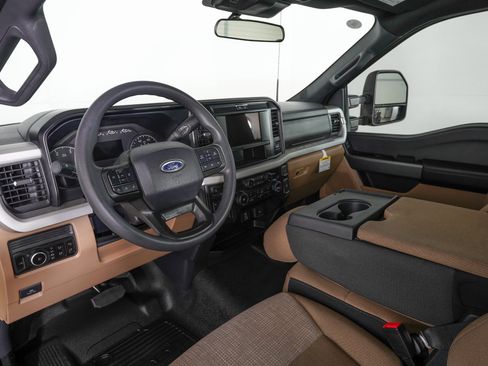 Used 2026 Ford F450 XLT w/ 360-Degree Camera Package image 19