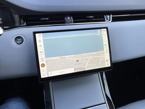 Used 2024 Land Rover Range Rover Evoque S image 19