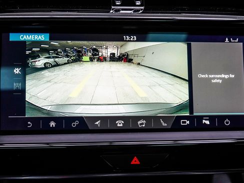 Used 2020 Jaguar XE S image 24