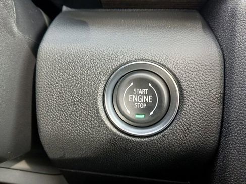 New 2026 GMC Acadia Denali w/ Super Cruise Package image 25