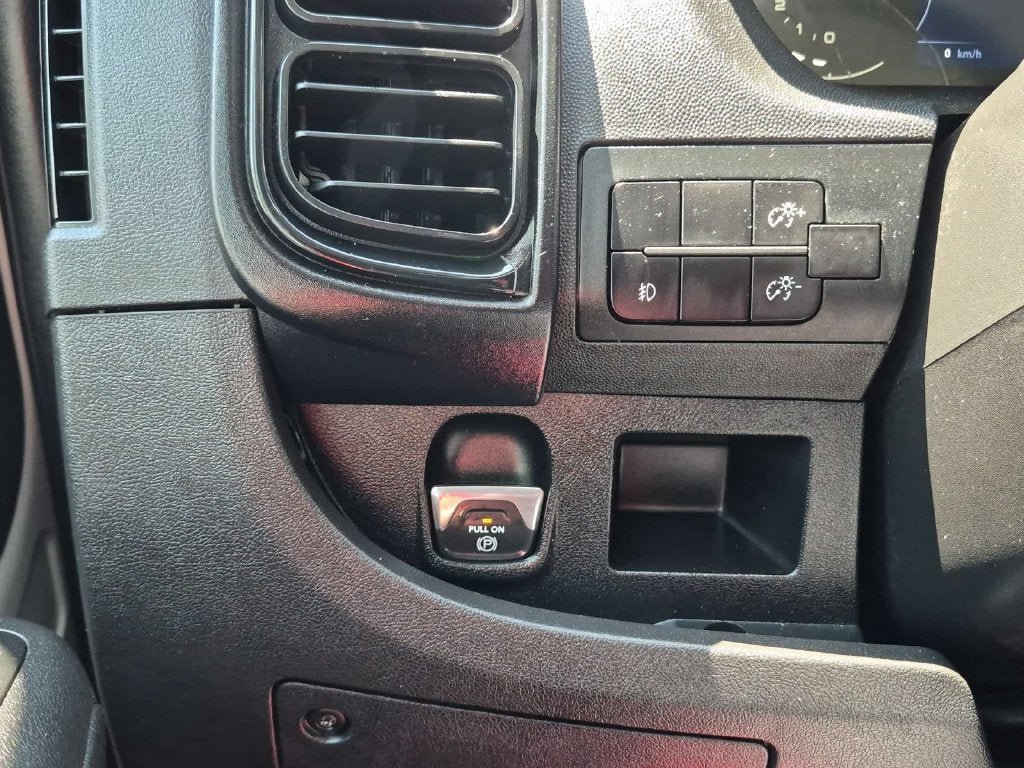 Used 2025 RAM ProMaster 2500 FWD image 20
