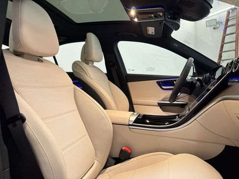 Used 2026 Mercedes-Benz C 300 Sedan image 30
