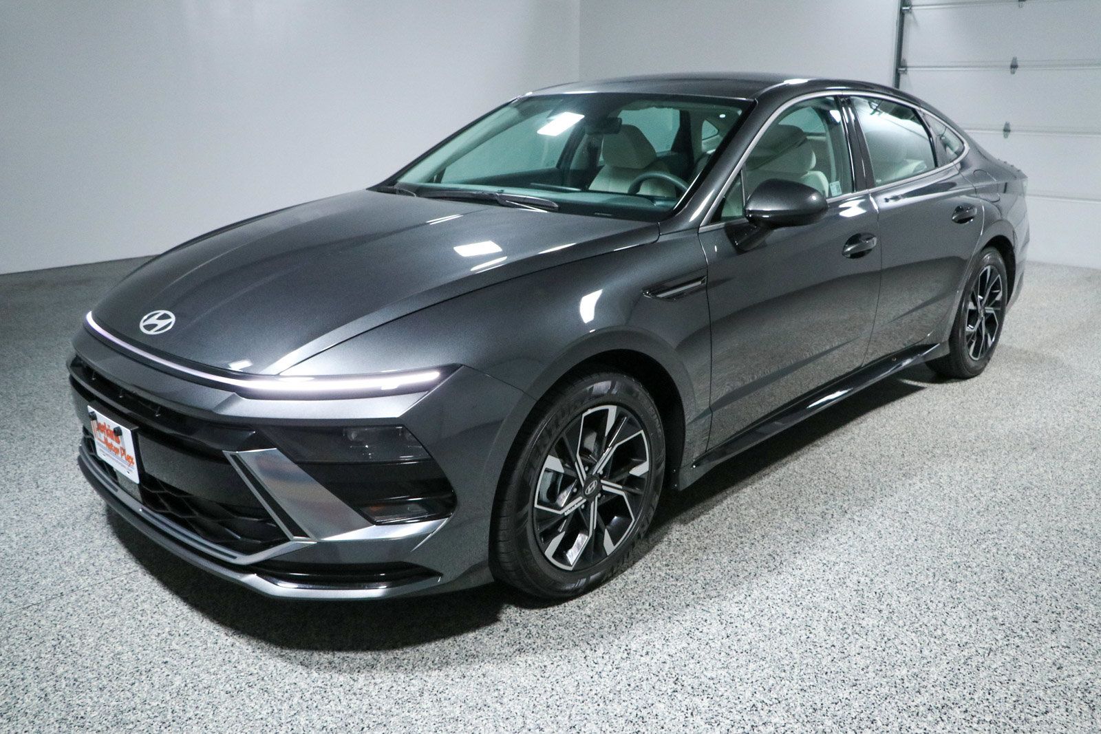 Used 2025 Hyundai Sonata SEL FWD image 30