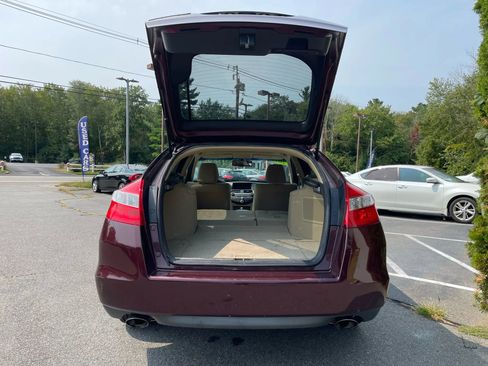 Used 2012 Honda Crosstour EX image 34