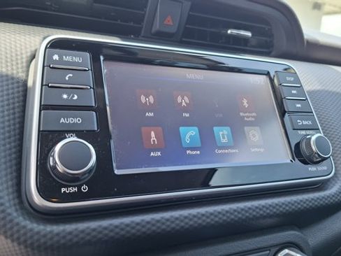 Certified 2025 Nissan Kicks Play S FWD image 14