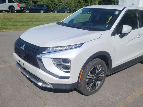 Used 2025 Mitsubishi Eclipse Cross SE AWD/4WD image 3