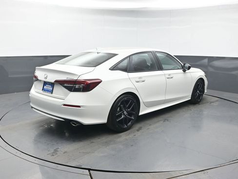 Used 2025 Honda Civic Sport image 6