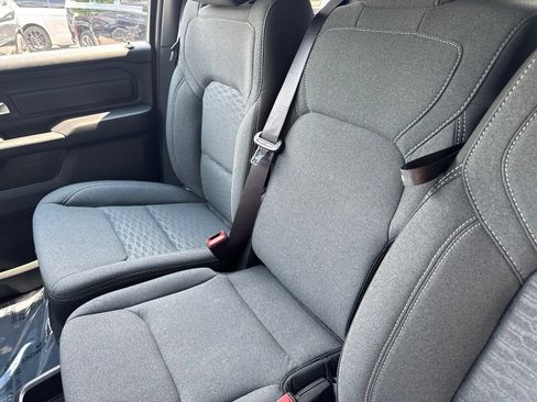 New 2026 RAM 1500 Express AWD/4WD image 22