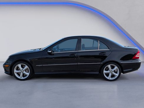 Used 2005 Mercedes-Benz C 230 Sedan image 6