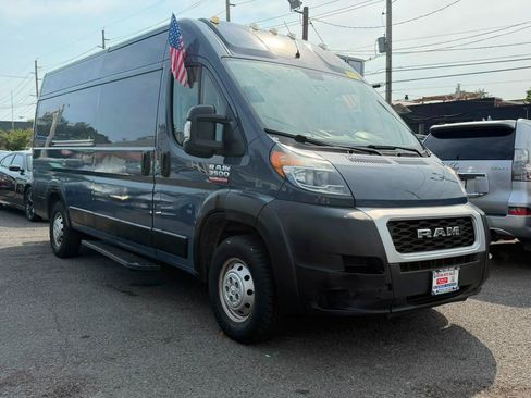Used 2020 RAM ProMaster 3500 FWD image 2