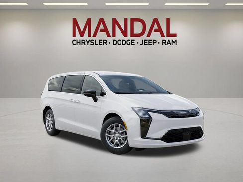 New 2027 Chrysler Pacifica Select FWD image 5