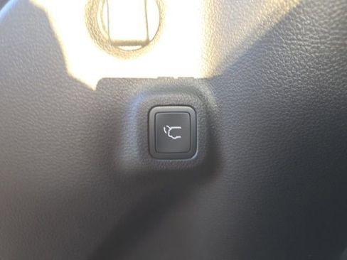 New 2026 Jeep Compass Limited image 27