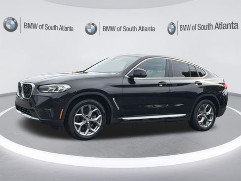 Certified 2025 BMW X4 xDrive30i w/ Premium Package AWD/4WD image 24
