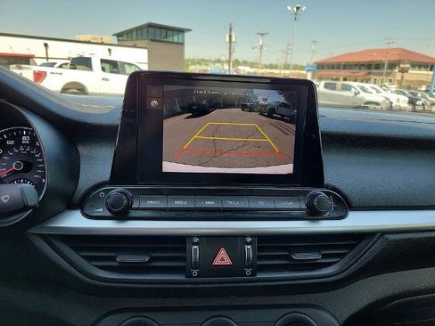 Used 2023 Kia Forte LXS w/ LXS Technology Package FWD image 16